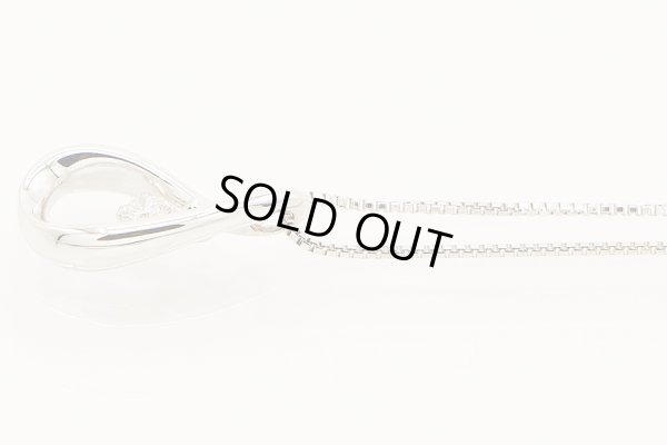 ４℃　K18WG ダイアイリペンダントネックレス 2.60g　拡大