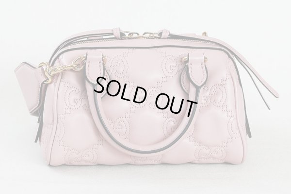 グッチ　GGマトラッセ レザー ミニ バック 702251 520981 ピンク　裏面