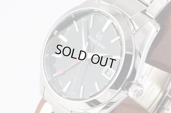 グランドセイコー　ＳＢＧＮ０１３　ＧＭＴ　９Ｆ８６－０ＡＦ０　黒文字盤　サイド拡大