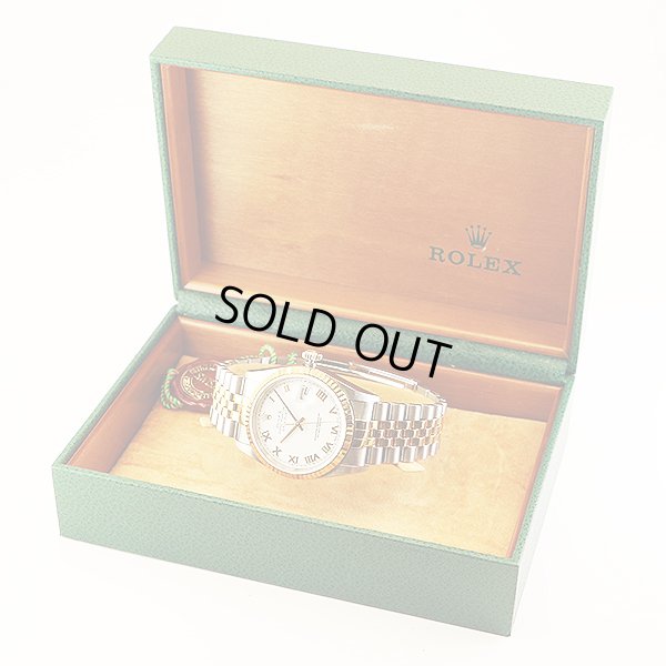 ロレックス　１６２３３　Ｋ番（０１年）　白ローマ文字盤　箱