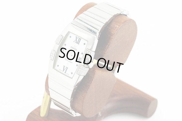 オメガ　コンステレーション・クアドラ　１５８６．７０　シェル文字盤　Ｄベゼル　サイド