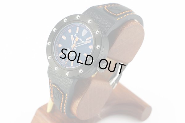 ランボルギーニ　クッシネット　ＴＬＦ－Ｔ０１３　黒文字盤　サイド