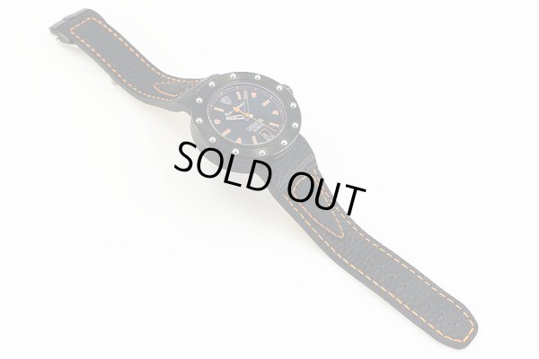 ランボルギーニ　クッシネット　ＴＬＦ－Ｔ０１３　黒文字盤　革ベルト状態