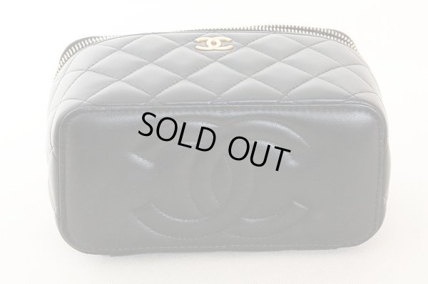 シャネル マトラッセ スモール ヴァニティケース 2WAYチェーンショルダー AP2199 ブラック 底