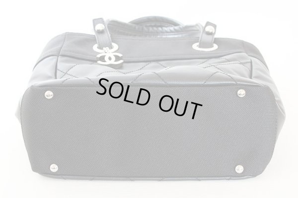 シャネル　パリビアリッツ トートPM A34208 ブラック　底