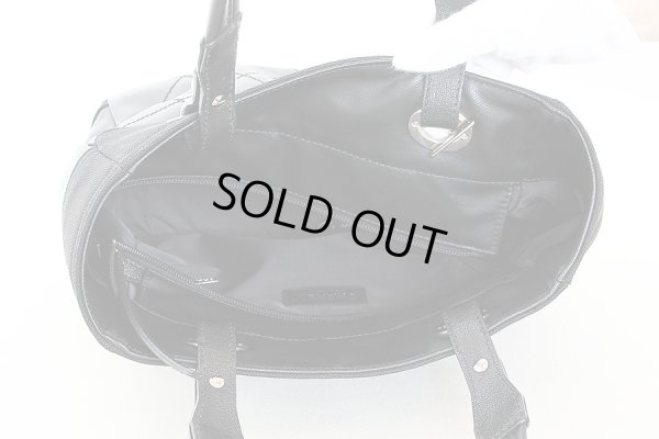 シャネル　パリビアリッツ トートPM A34208 ブラック　中身