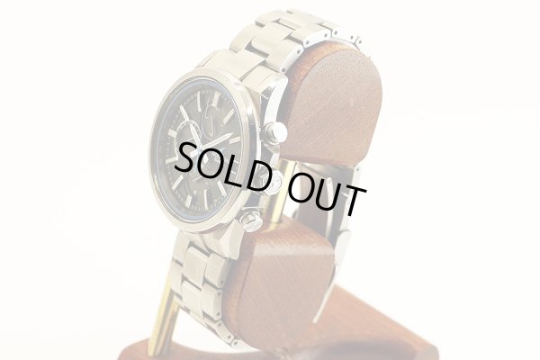 カシオ　オシアナス　ＯＣＷ－Ｔ４０００　５６５２　黒文字盤　サイド