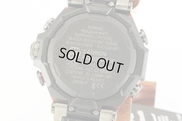 カシオ　Ｇショック　ＭＴＧ－Ｂ２０００ＹＢＤ　５６３６　黒文字盤　一部赤　裏面拡大