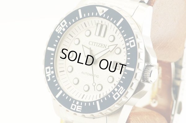 シチズン　プロマスター　逆輸入ダイバー　ＮＪ０１７１－８１Ａ　銀文字盤　サイド拡大