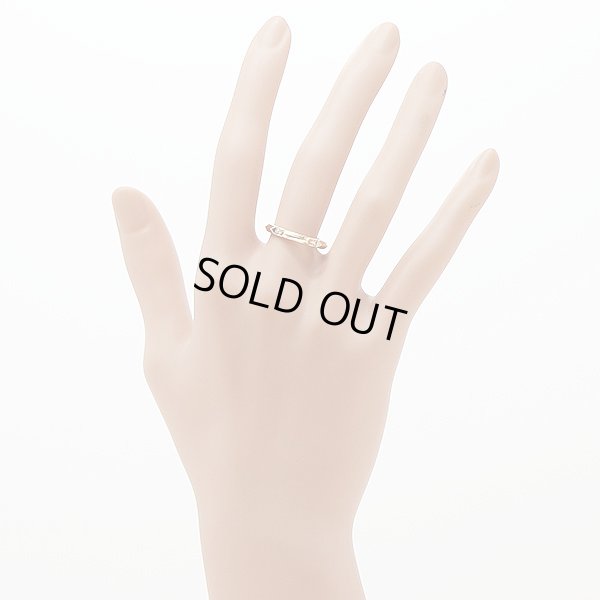 ティファニー　750PG トゥルー ダイアイリバンドリング 3.30g　装着イメージ