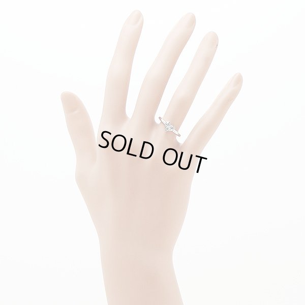 ティファニー　PT950 センチメンタルハート　ダイアイリリング 3.60g　装着イメージ