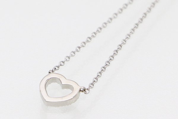 ティファニー　750WG メトロハート ダイアイリネックレス 2.00g　裏面