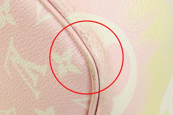 ルイ・ヴィト ン　LVエスカル ネヴァーフルMM M45270　四隅にスレ