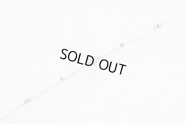 ４℃ 　K18WG ダイアイリブレスレット 0.90g　拡大