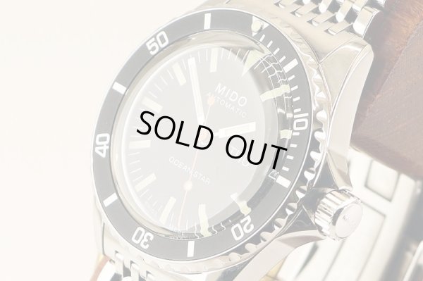 ミドー　オーシャンスタートリビュート　Ｍ０２６．８３０　黒文字盤　サイド拡大