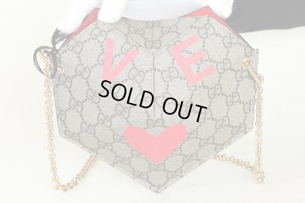 グッチ スモールハートバック 678131 520981 ベージュ 裏面