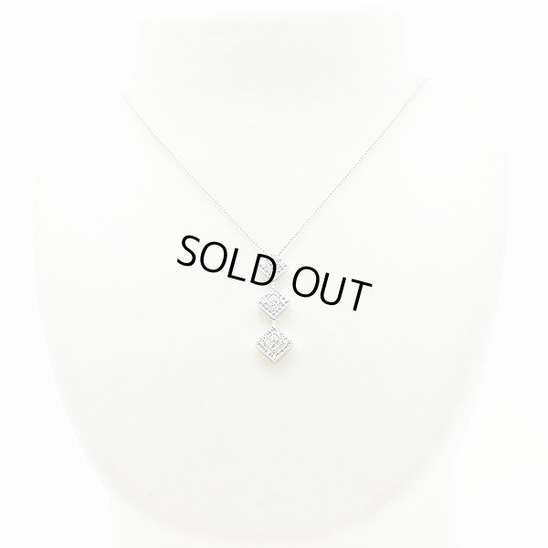 PT850/900 ダイアイリペンダントネックレス 0.330ct 0.30ct 0.35ct 8.60g　装着イメージ