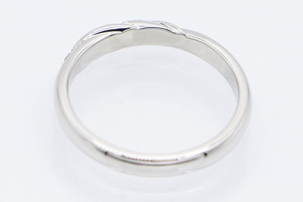 ニナリッチ　PT900 ダイアイリリング 3.80g　内側