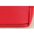 フルラ　MIMI トートバック 1045415 FRAGOLA レッド　底拡大