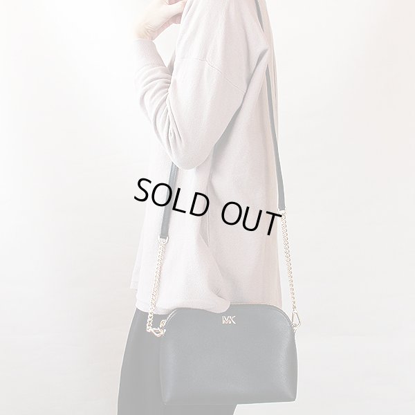 マイケルコース　ショルダーバック 32S9GF5C3L ブラック　掛けたイメージ