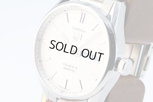 タグホイヤー　カレラ　キャリバー５　ＷＡＲ２０１Ｂ－１　銀文字盤　サイド拡大