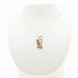 K18PG ピンクサファイアダイアイリペンダントネックレス0.32ct 0.03ct 4.70g　装着イメージ