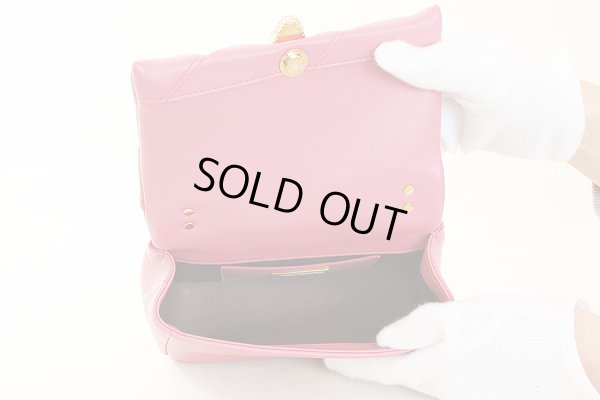 ブルガリ　セルペンティ カボション クロスボディ ミニバッグ ピンク　中身