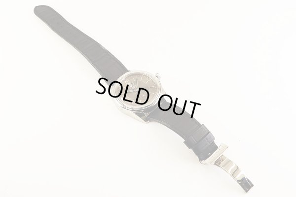 チューダー　グラマー　ダブルデイト　５７０００　Ｊ４０５２９２　グレー文字盤　革ベルト状態　表面