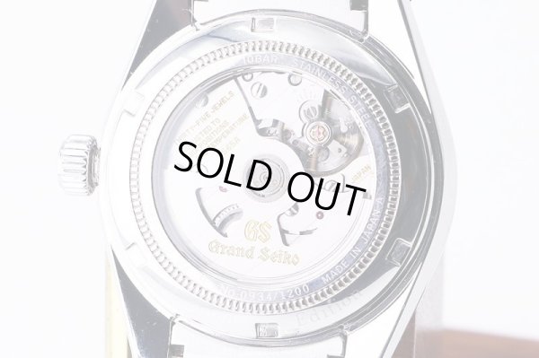 グランドセイコー　ＳＢＧＲ０８１　９Ｓ６５－００Ｊ０　銀文字盤　青秒針　裏面拡大