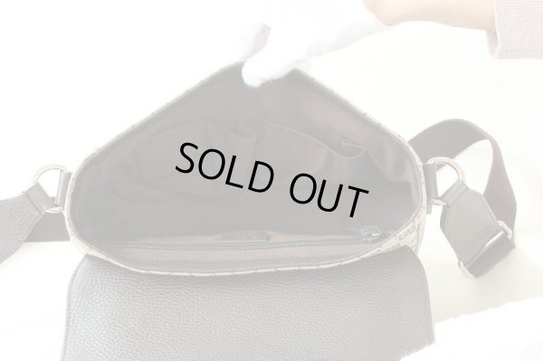 グッチ　ショルダーバック 449172 493075 　中身