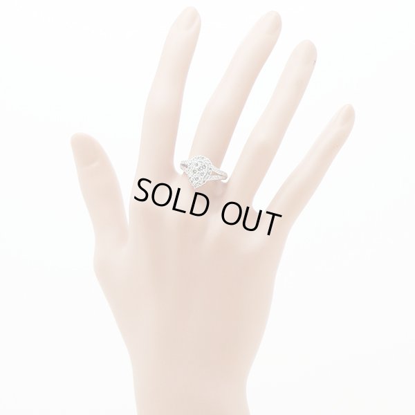 PT900 ダイアイリリング 1.00ct 7.60g　装着イメージ