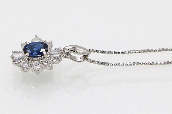 PT850/900 サファイアダイアイリペンダントネックレス 0.53ct 0.41ct 4.20g　サイド