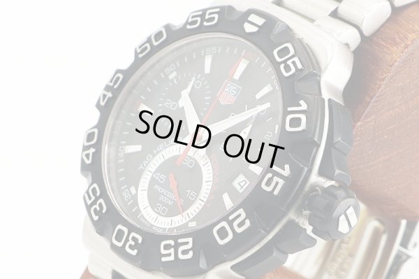 タグホイヤー　フォーミュラー１　クロノグラフ　ＣＨＡ１１１０　黒文字盤　サイド拡大