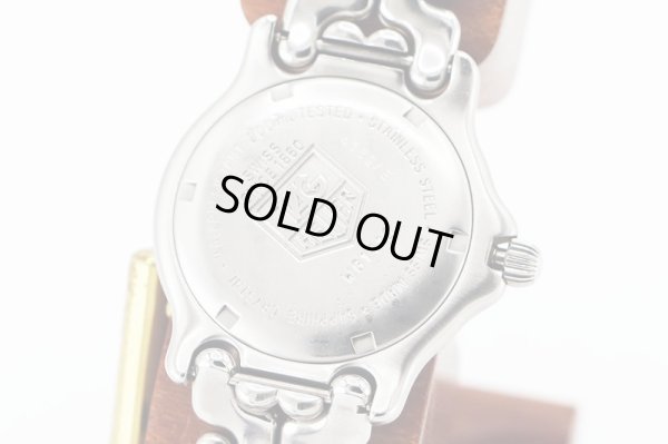 タグホイヤー　Ｓ／ｅｌ　ＷＧ１１１９　緑文字盤　裏面拡大