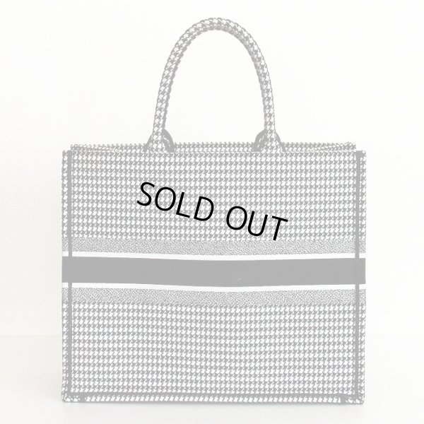 クリスチャンディオール ブックトート ラージ M1286ZRPI_M081 ブラック／ホワイト　裏面