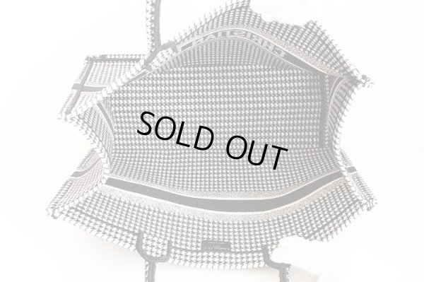 クリスチャンディオール ブックトート ラージ M1286ZRPI_M081 ブラック／ホワイト　中身