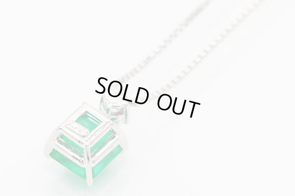 タサキ　PT900/850 エメラルドダイアイリペンダントネックレス 1.73ct 0.11ct 5.10g　裏面