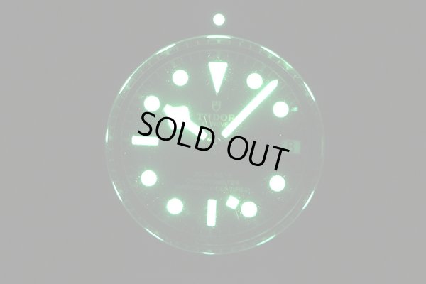 チューダー　ヘリテージ　ブラックベイ　７９７３３Ｎ　１９５０９９８　黒文字盤　ライト暗闇