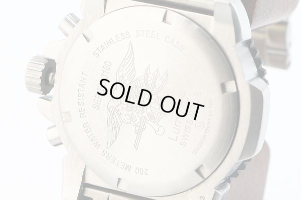 ルミノックス　３１８０　クロノグラフ　黒文字盤　裏面拡大