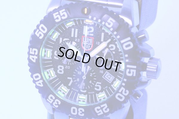 ルミノックス　３１８０　クロノグラフ　黒文字盤　ライト