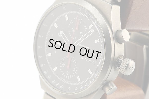 ポルシェデザインｂｙエテルナ　クロノグラフ　Ｐ５６１０　黒文字盤　サイド拡大