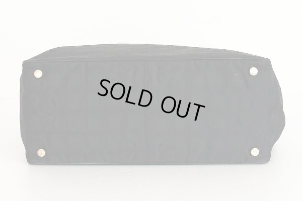 シャネル　ニュートラベルライン トートMM ブラック　底