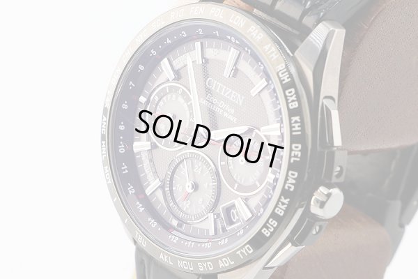 シチズン　サテライトウェーブ　ＣＣ９０１５－０３Ｅ　黒文字盤　サイド拡大