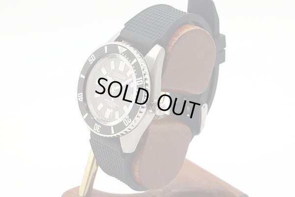 シチズン　メカニカルダイバー　ＮＢ６０２１－１７Ｅ　黒文字盤　サイド