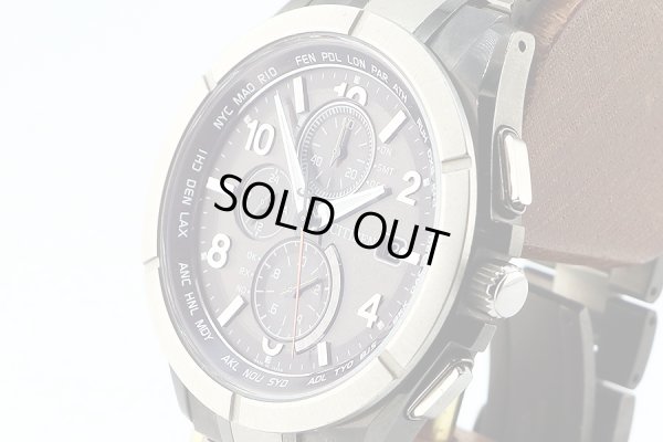 シチズン　アテッサ　ＡＴ８６１５－５１Ｅ 黒文字盤　アテッサ３０周年限定　サイド拡大