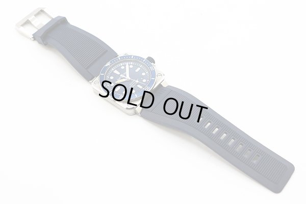 ベル＆ロス　アビエーション　ＢＲ０３－９２　ＤＩＶＥＲ　紺文字盤　ラバーベルト状態　表面