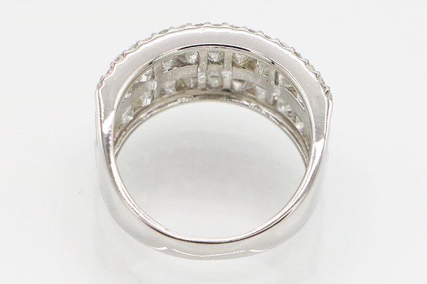 PT900 ダイアイリリング 2.48ct 9.10g　内側