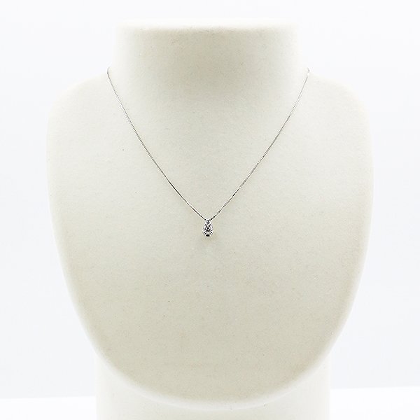 ヴァンドーム　PT850/950 ダイアイリペンダントネックレス 0.27ct 2.80g　装着イメージ