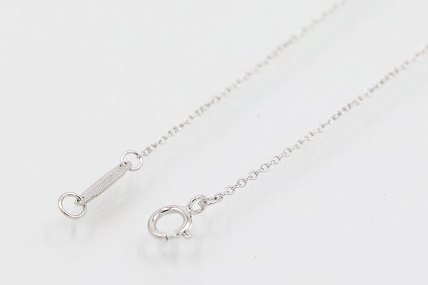 ティファニー　750WG メトロ3ロウ ダイアイリネックレス 4.10g　留め具外したイメージ