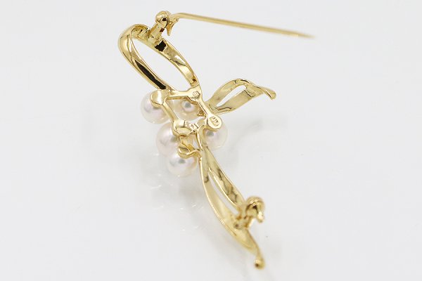ミキモト K18 パール5Pイリブローチ 6.50g　留め具外したイメージ